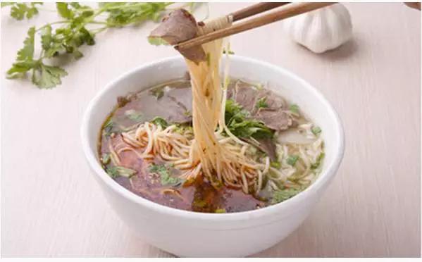 牛肉面店应该怎样避免加盟风险呢？