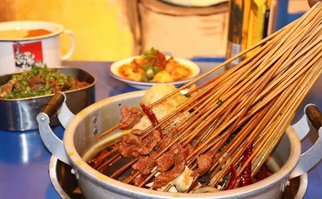 串串香要多少钱？开串串香店除了收费还应该注意什么