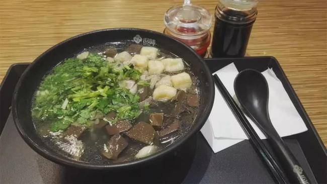 回味鸭血粉丝汤加盟前景怎么样?