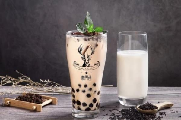 加盟鹿角巷奶茶的前景如何，奶茶加盟就选鹿角巷？