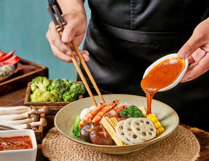 杨国福麻辣烫加盟费多少钱？杨国福麻辣烫一年利润是多少？