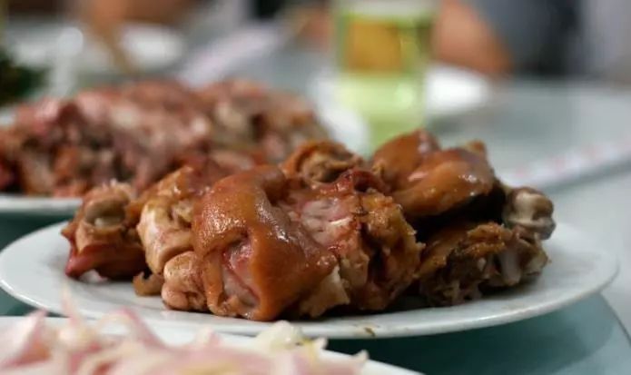 东娃卤肉如何加盟?东娃卤肉加盟费用高么？