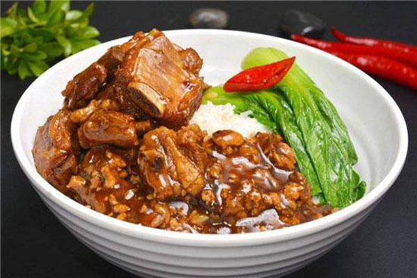 骨味鲜骨头饭加盟费多少钱?无忧即可开店,轻松走向成功之路