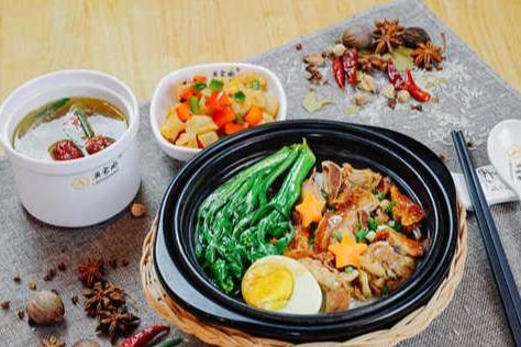 开店做煲仔饭赚钱吗?煲仔饭加盟前景怎么样?